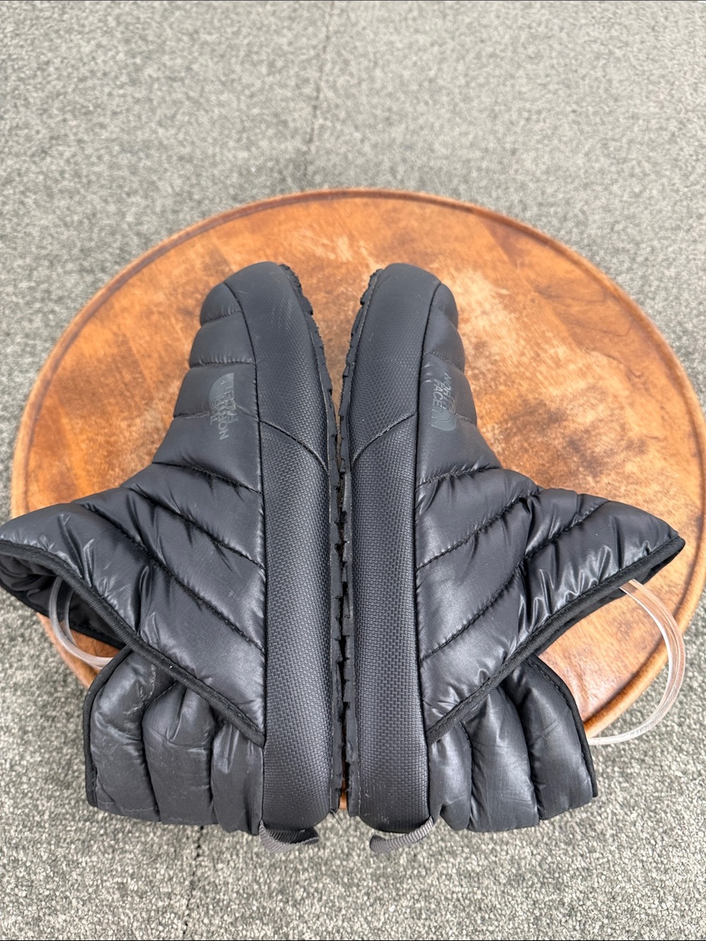 The North Face Slippers Wm 9 Black Quilted Thermoball Insulated Slip-On Booties - Picture 9 of 10